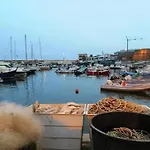 شقة Ampio