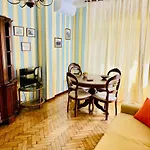Ampio Apartment
